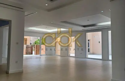 Villa - 4 Bedrooms - 4 Bathrooms for rent in West Bay Lagoon Villas - West Bay Lagoon - West Bay Lagoon - Doha