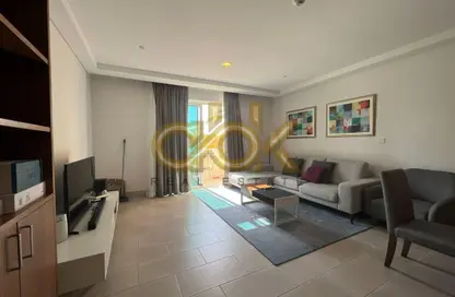 شقة - غرفة نوم - 2 حمامات للايجار في فيفا غرب - فيفا بحرية - جزيرة اللؤلؤة - الدوحة