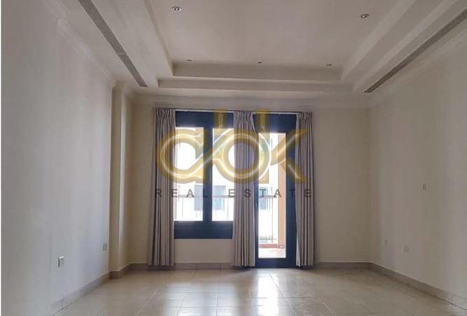 57728177 - Property Image 2