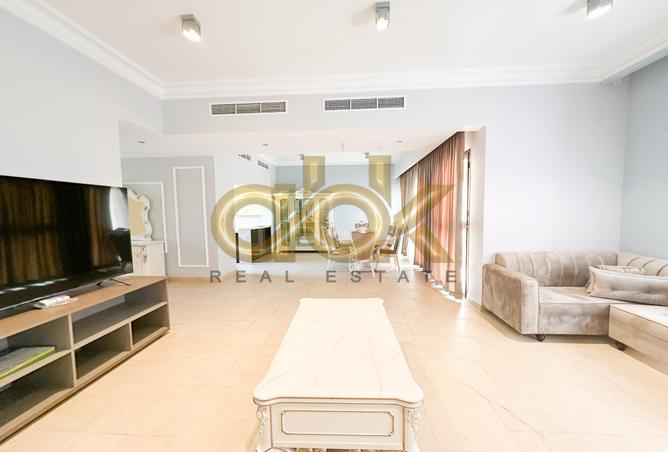 954396 - Property Image 3