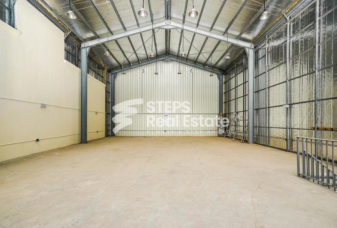 945410 - Property Image 3