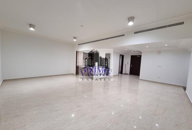 54979410 - صورة العقار 2