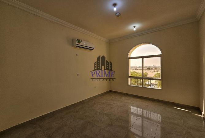 796370 - Property Image 3