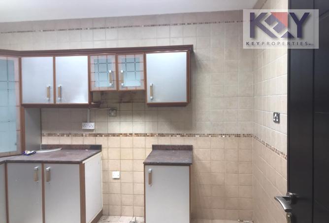 854436 - Property Image 2