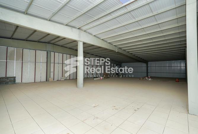 952207 - Property Image 3