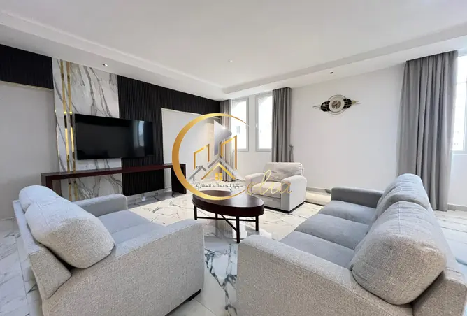 879231 - Property Image 3