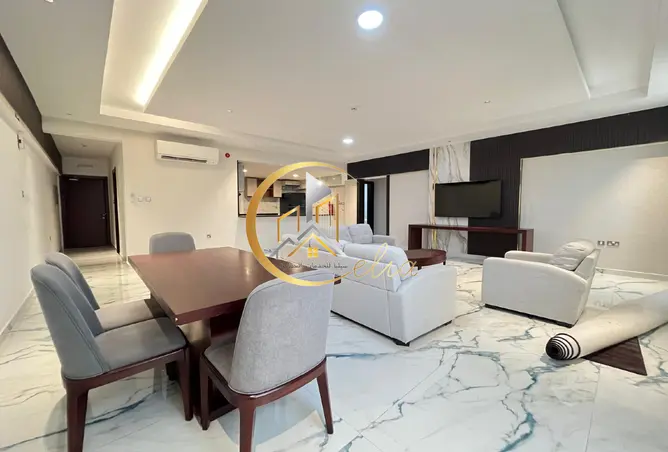 879231 - Property Image 2