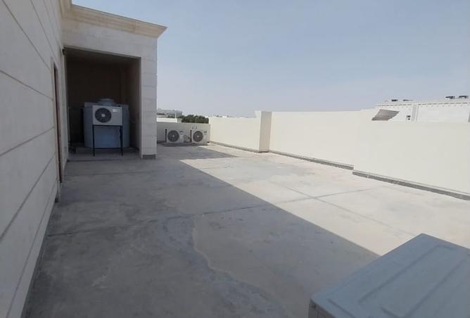 835752 - Property Image 3