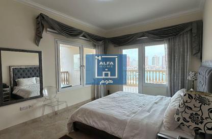 Apartment - 4 Bedrooms - 6 Bathrooms for sale in Tower 10 - Porto Arabia - The Pearl Island - Doha