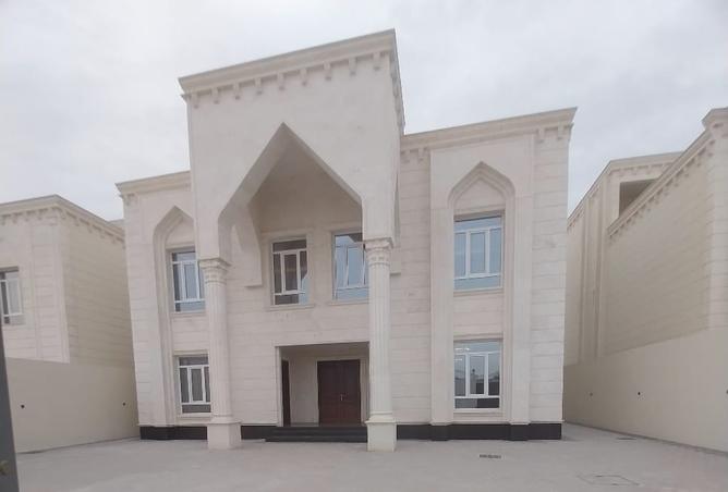 835856 - Property Image 2