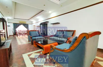 Apartment - 2 Bedrooms - 1 Bathroom for rent in Al Dafna - Al Dafna - Doha