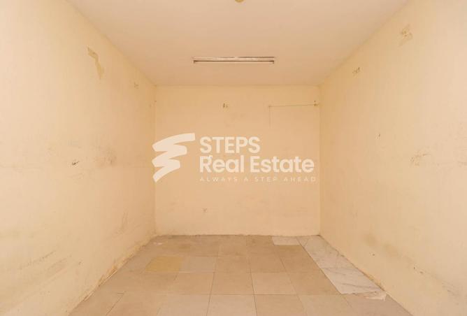 977572 - Property Image 2