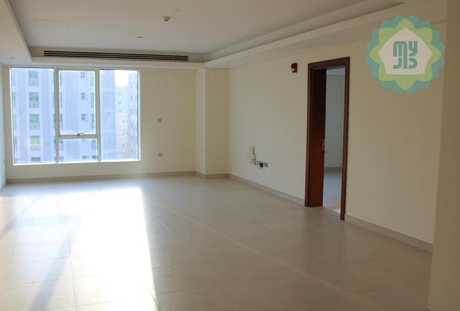 840411 - Property Image 2