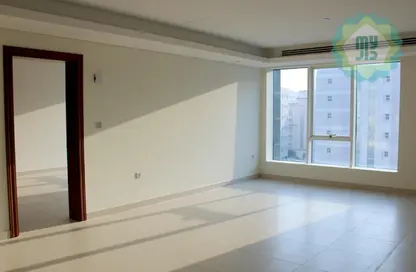 شقة - 2 غرف نوم - 2 حمامات للايجار في منتزه 10 - المنتزه - الدوحة