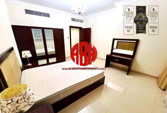 911746 - Property Image 2