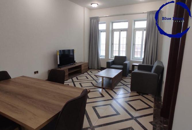 670904 - Property Image 2