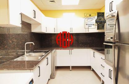 Apartment - 1 Bedroom - 2 Bathrooms for rent in West Bay Tower - West Bay - West Bay - Doha