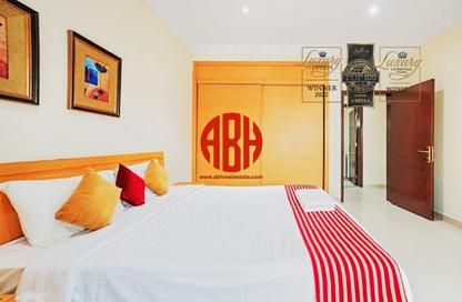 Apartment - 2 Bedrooms - 3 Bathrooms for rent in Al Sadd Road - Al Sadd - Doha