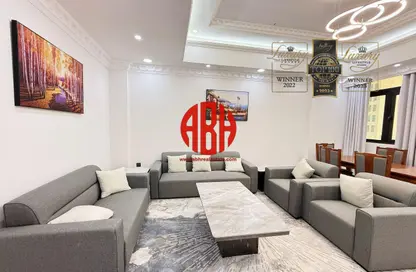 شقة - 2 غرف نوم - 3 حمامات للايجار في شارع الوعب - الوعب - الدوحة