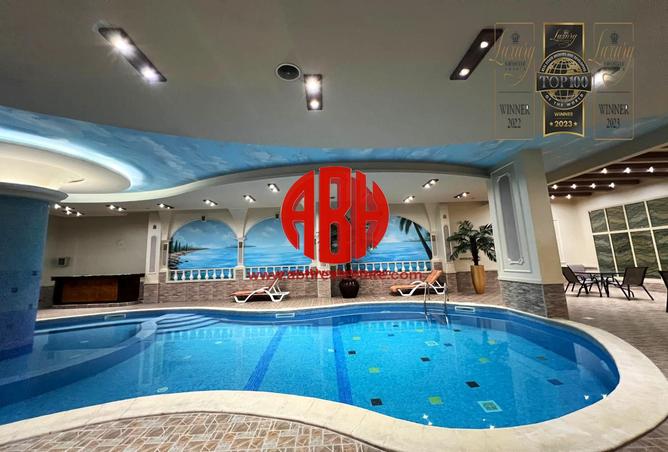 911002 - Property Image 2