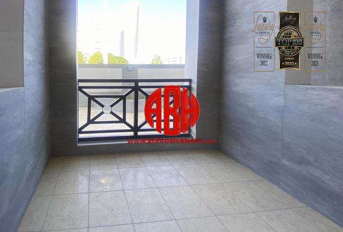 57033147 - Property Image 3