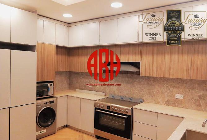 1003483 - Property Image 2