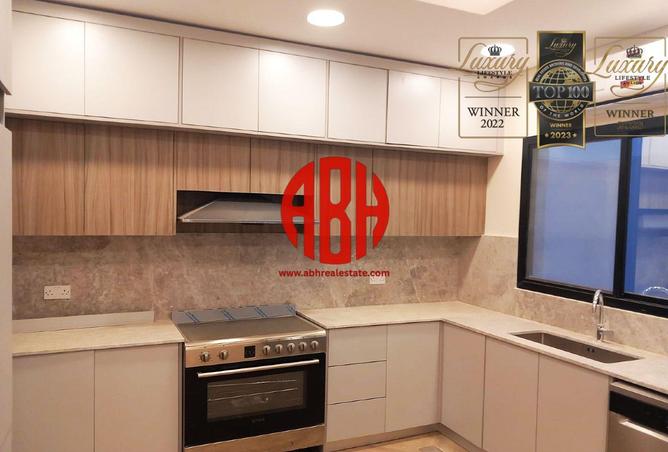 1003483 - Property Image 3