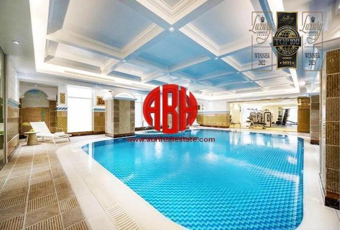 911989 - Property Image 3