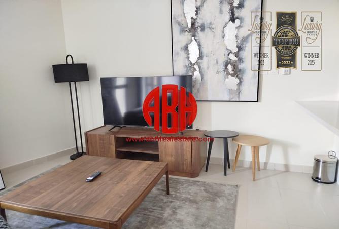 815554 - Property Image 2