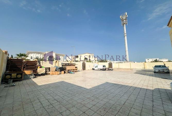 831838 - Property Image 3