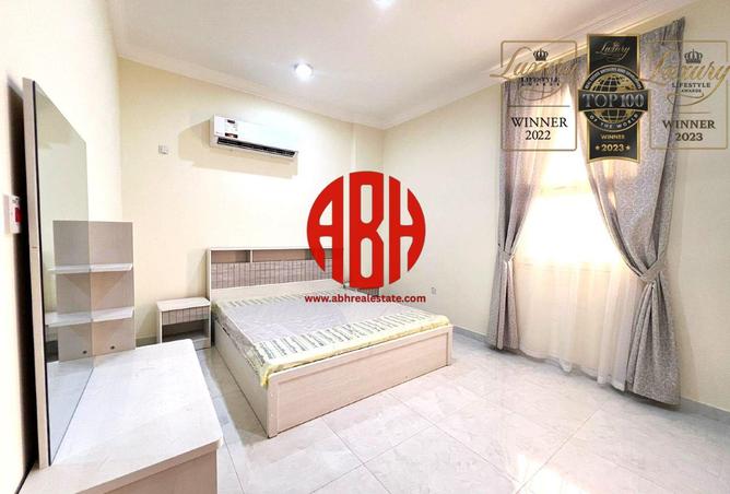 968252 - Property Image 3