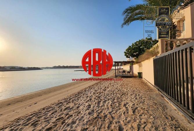 645711 - Property Image 3