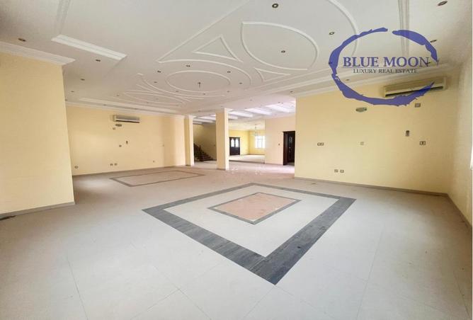 836885 - Property Image 2