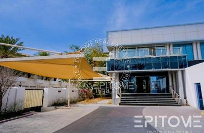 Villa - Studio - 4 Bathrooms for rent in New Salata - Salata - Doha