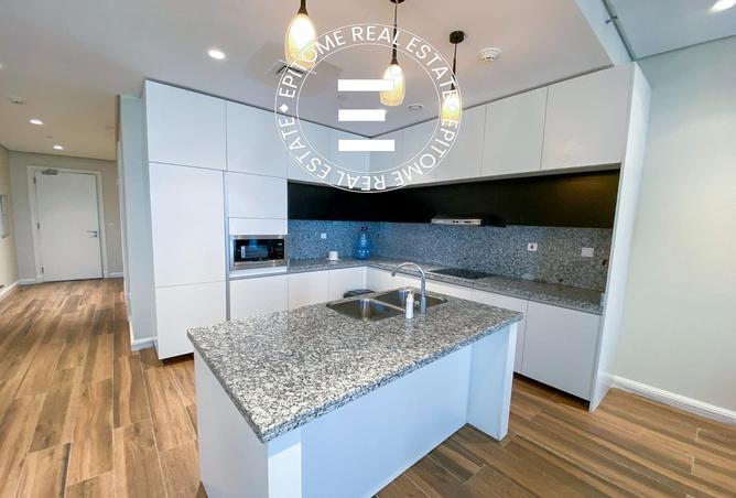 833387 - Property Image 2