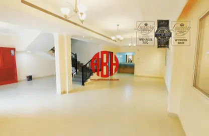 Compound - 3 Bedrooms - 4 Bathrooms for rent in Souk Al gharaffa - Al Gharrafa - Doha