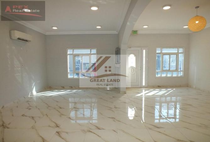 53568100 - صورة العقار 2