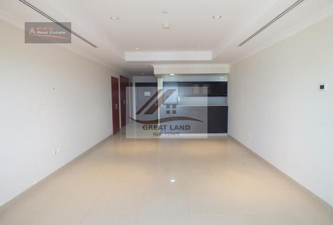 858520 - Property Image 2