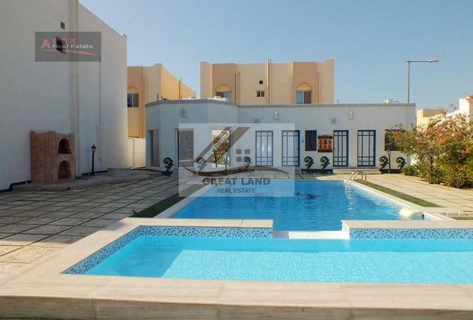 60725393 - Property Image 2