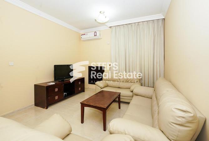 54102993 - Property Image 2