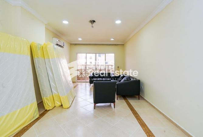 54103087 - Property Image 3