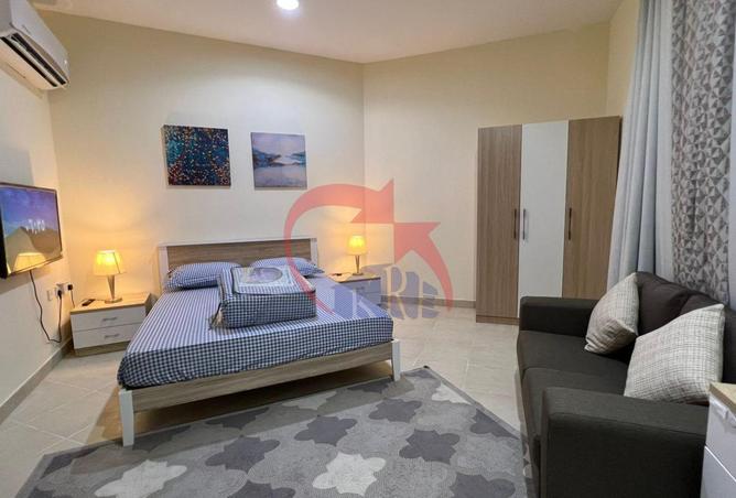 838722 - Property Image 2