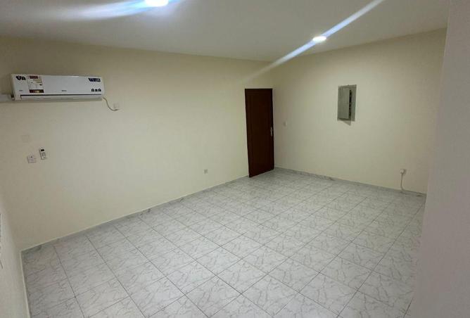 840282 - Property Image 3