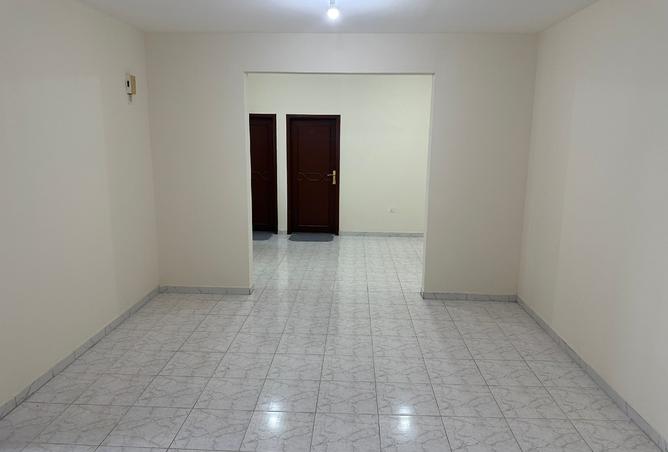 840282 - Property Image 2