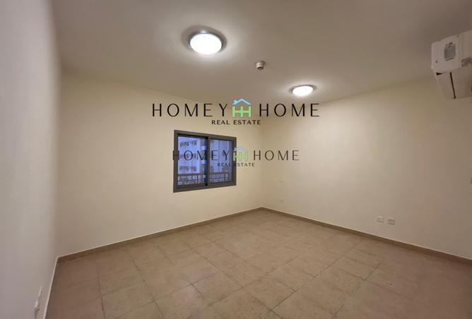 875500 - Property Image 2