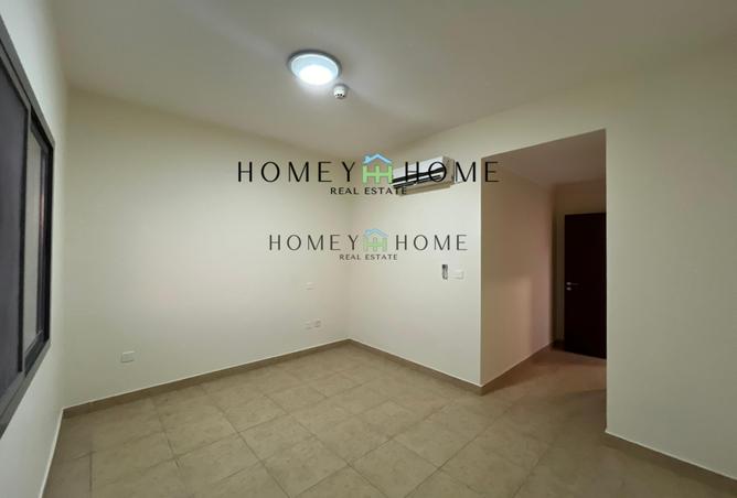 875494 - Property Image 2