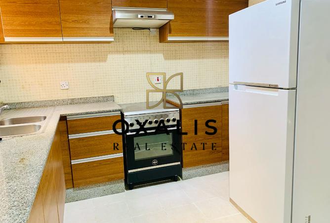 983713 - Property Image 3