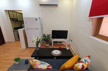 Apartment - Studio - 1 Bathroom for rent in Al Dafna - Doha