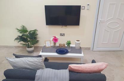Apartment - Studio - 1 Bathroom for rent in Fereej Bin Omran - Doha