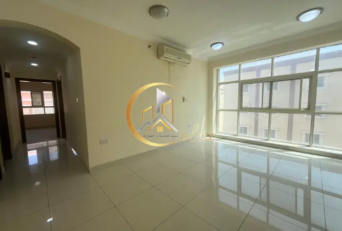 869249 - Property Image 2